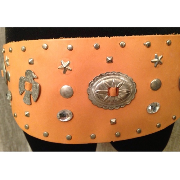 AMERICAN INDIAN CONCHO BELT Vtg Western Southwestern Handmade Leather Studs USA! - Picture 4 of 10